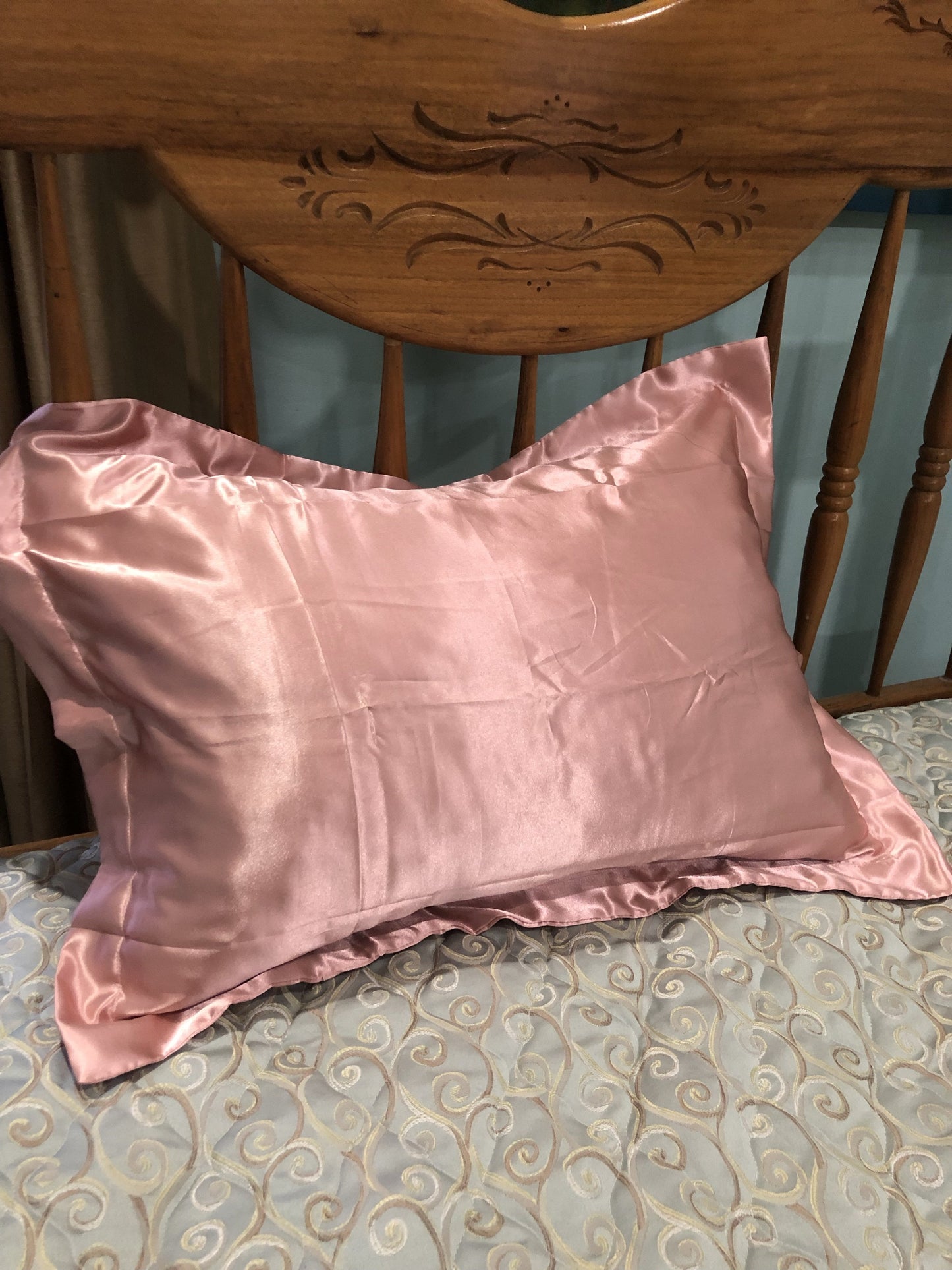 Individual Luxe Satin Pillowcase