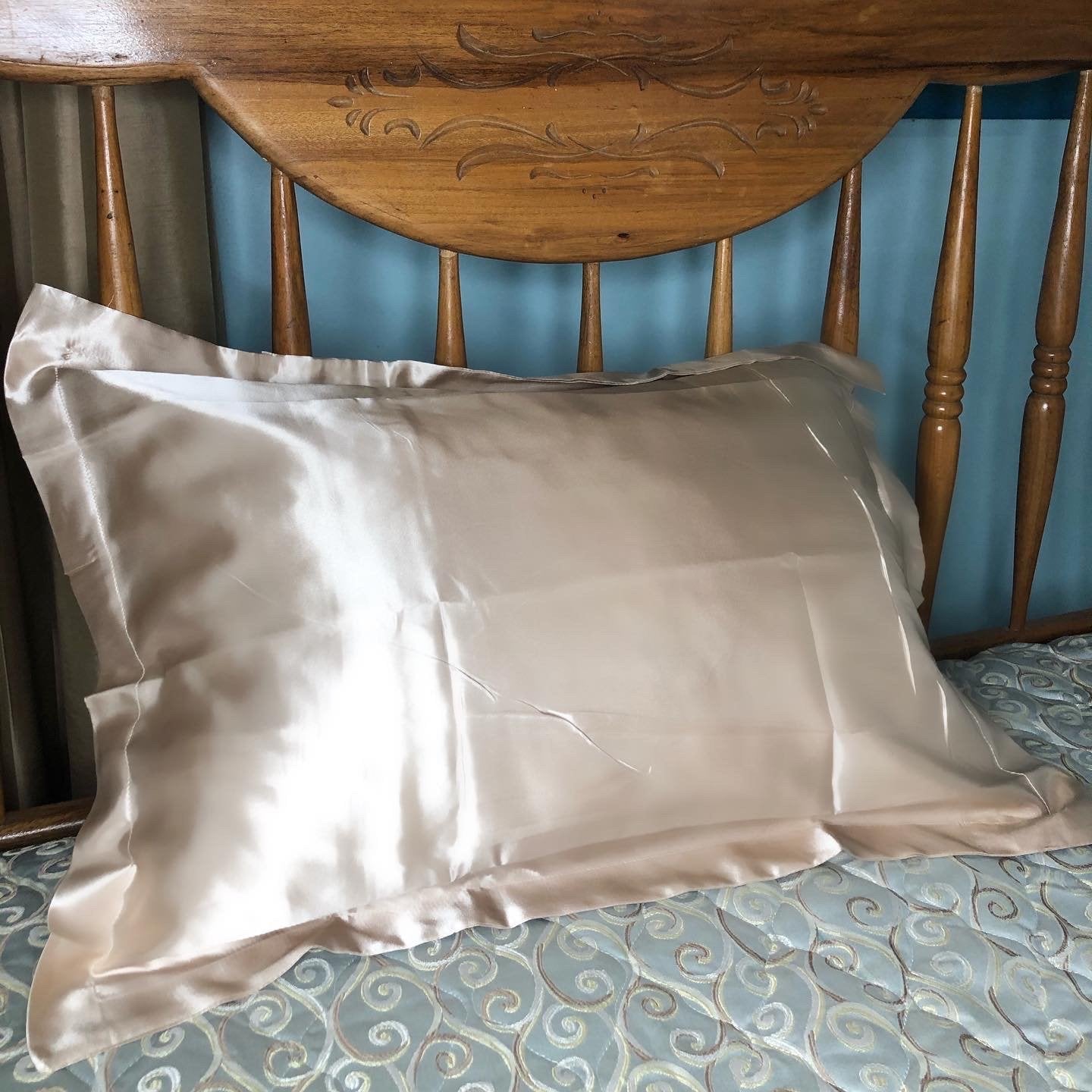 Individual Luxe Satin Pillowcase